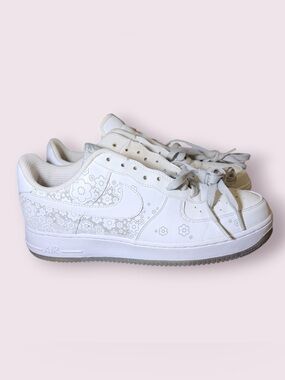 '07 Sakura Air Force 1 Low, 315186-112 white/metallic Womens 11 Men’s 9.5